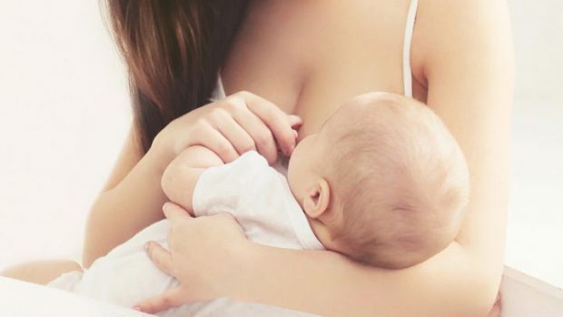Більшість молодих мам чули про користь грудного вигодовування. Крім того, що грудне вигодовування допомагає вам зблизитися з немовлям, грудне вигодову