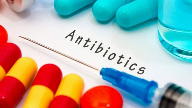 В Україні з серпня почнуть виписувати електронні рецепти на антибіотики. Це перший етап у впровадженні електронного рецепта на всі рецептурні препарат