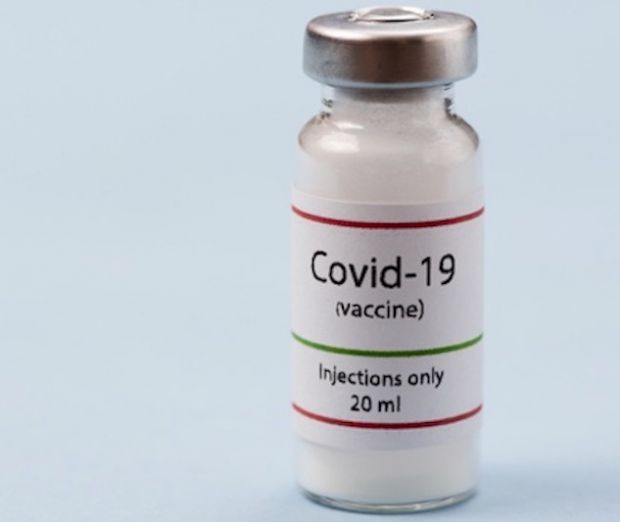 За даними нещодавнього опитування, проведеного на замовлення ЮНІСЕФ, майже чверть українців, які не бажають вакцинуватися від COVID-19, вважають, що м