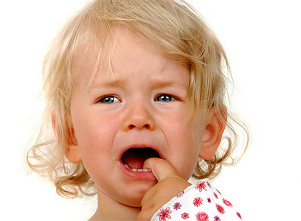 Висип на язиці у малюків є досить поширеною проблемою. Це може дуже налякати батьків, особливо якщо вони не знають причину цього явища. У цій статті м