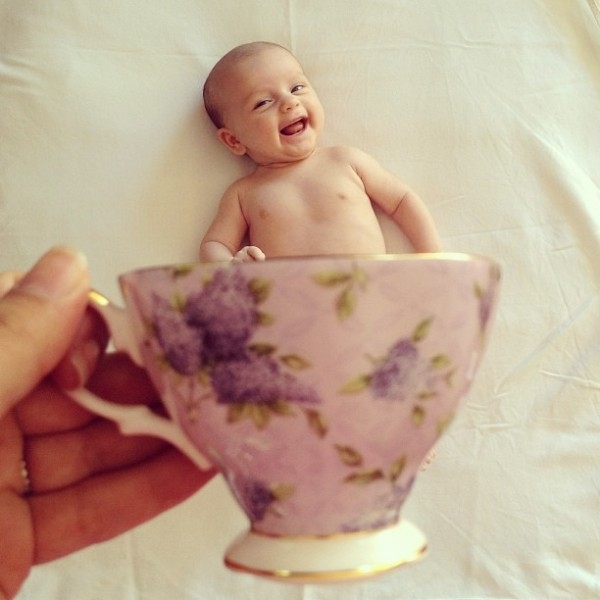 1370802908_baby-photo-in-cup-5.jpg (135.75 Kb)