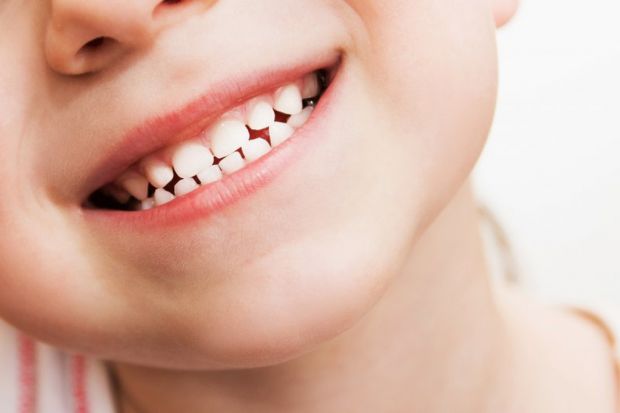 Здорові зуби дитини – спокійний сон батьків. Із раннього дитинства варто привчати малюка до догляду за ротовою порожниною та докладати усіх зусиль, що