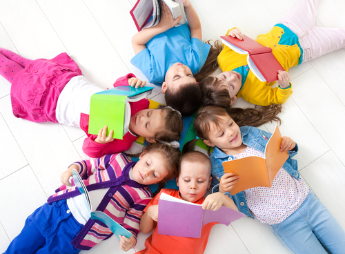 1900_children-reading.jpg (2.6 Kb)