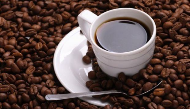 Чоловікам, які люблять каву, урологи радять звернути увагу на рецепти приготування цього напою з імбиром. Завдяки розширенню судин поліпшується припли