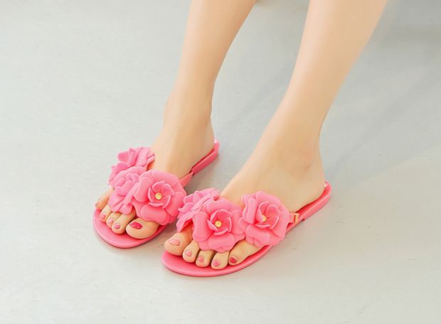 2617_free-shipping-2015-new-melissa-jelly-camellia-sandals-flip-flops-summ.jpg (20.82 Kb)