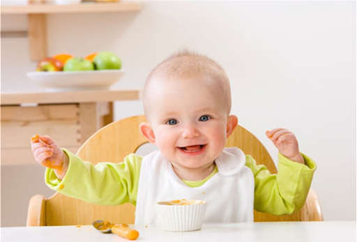 У дітей, особливо раннього віку (до 1 року), харчова алергія проявляється найчастіше у вигляді різних уражень шкіри - ексудативного діатезу; відзначаю