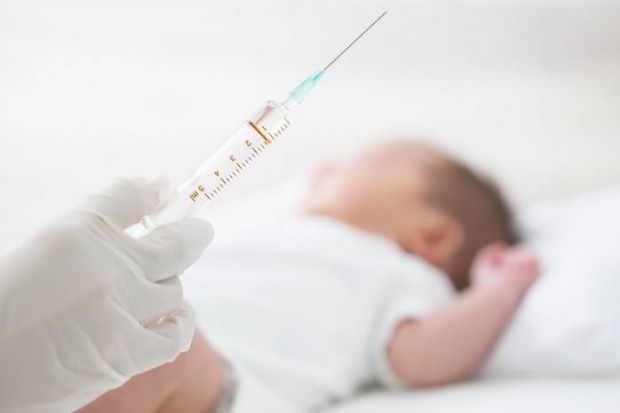 Згідно з календарем профілактичних щеплень, дітки повинні проходити вакцинацію - захист від різних хвороб. Ви вирішили не робити дитині щеплення? Тоді