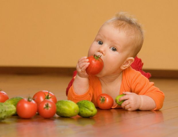 Помідор - овоч, багатий на корисні вітаміни і мікроелементи. І все ж таки для дітей до певного віку він може стати потужним алергеном.