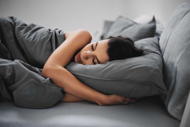 Дослідники кафедри неврології Бернського університету та Університетської лікарні Берна визначили, як мозок сортує емоції під час сну, щоб консолідува
