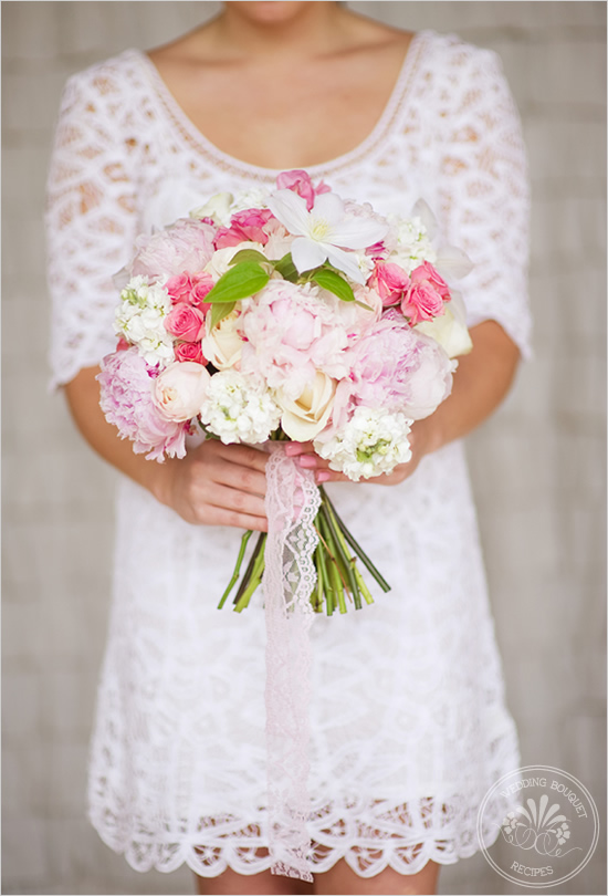 3880_pink-and-white-wedding-bouquet.jpg (135.34 Kb)
