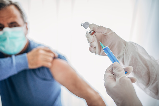 Департамент охорони здоров'я округу Солт-Лейк-Сіті на основі дат народження вакцинованих вивів закономірності: які знаки Зодіаку вакцинуються частіше,