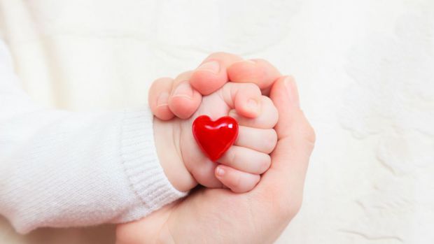 До болю в серці у дитини батьки ставляться по-різному. З одного боку, рано з’являтися патологічним серцевих болів, і на них не звертають пильної уваги