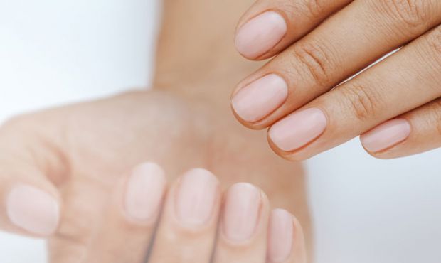 Грибок нігтів — дуже «популярне» захворювання, але мало хто знає, що це таке й наскільки це небезпечно.