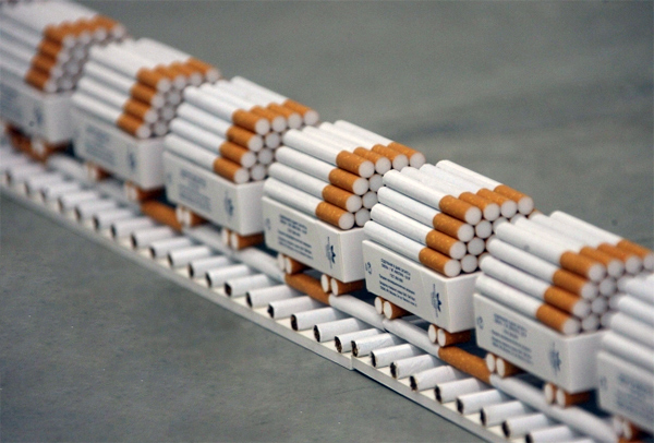 Яка користь з куріння?Науковці з Південної Кореї знайшли спосіб перетворювати сигаретні недопалки в накопичувачі енергії, які можна буде використовува