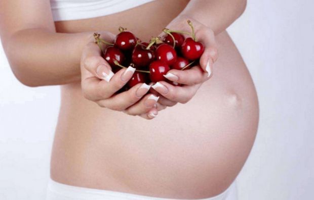 Чи можна вагітним їсти вишні?