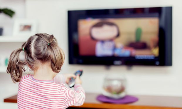 Вчені Університету Монреаля під час дослідження з’ясували, що перегляд дітьми дошкільного віку телевізійних відео зі сценами насильства може привести 