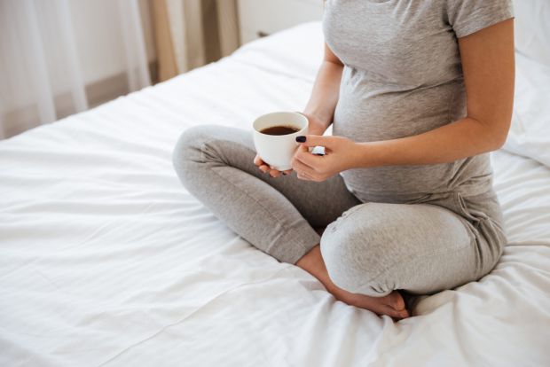 Група вчених з Університету Рейк’явіка (Ісландія) під час чергового дослідження встановила, що надмірне вживання кави вагітними жінками може стати при