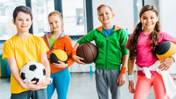 Заняття спортом допомагають дітям зміцнити впевненість у собі, врегулювати конфлікти та знайти нових друзів. Однак у дітей іноді розвивається погане с