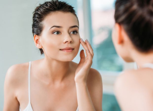 Свербіж шкіри на носі зазвичай спричинений ксерозом, більш відомим просто, як суха шкіра. Хоча свербіж зазвичай несерйозний, він може викликати диском