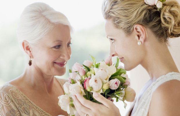 7701_o-mother-at-wedding-facebook.jpg (35.15 Kb)