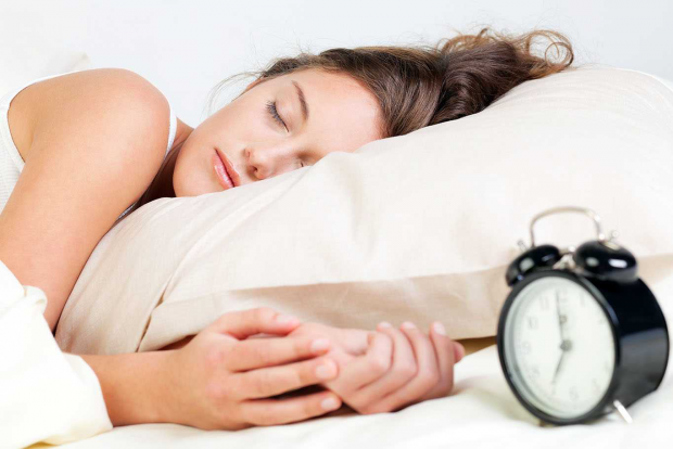 Сучасний ритм життя, стрес та електронні прилади часто стають перешкодою для спокійного сну. Безсоння безумовно впливає на загальний стан здоров'я та 