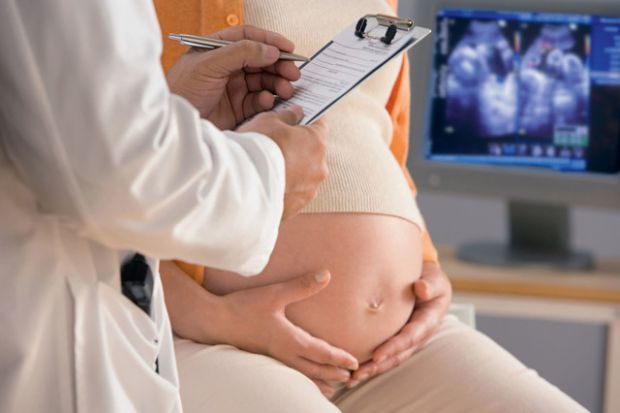 За весь період вагітності майбутня матуся здає цілу купу аналізів, щоб лікарі могли тримати стан жінки та її малюка на контролі. Один із таких аналізі