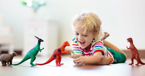 Якщо ваша дитина обожнює динозаврів, то, це може бути свідченням того, що вона дуже розумна. А якщо ж дитина одержима ними та може назвати види цих тв
