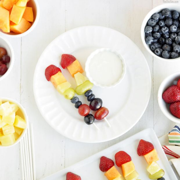 fruit-kebobs-yogurt-dip.jpg (45.42 Kb)