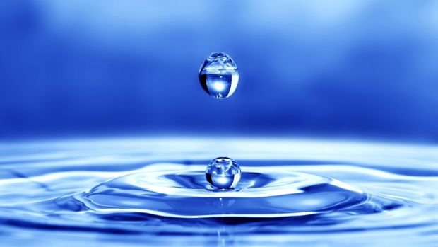 waterdrop-water-drop-blue-color-close-up-hd-desktop-461792.jpg (23.89 Kb)