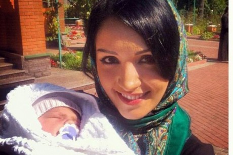 1503_soglasis-aline-ochen-idet-rol-mamyi-460x306.jpg (43.24 Kb)