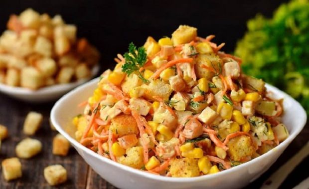 Салат «Крабова хвилинка» — новий рецепт з морквою по-корейськи Поповнюємо список салатів з крабовими паличками!