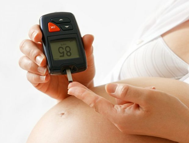 Медики рекомендують тестувати жінок на діабет до 14 тижня вагітності Науковці закликають перевіряти вагітних жінок на розвиток гестаційного діабету значно раніше, ніж це роблять зараз – між 24 і 28 тижнями.