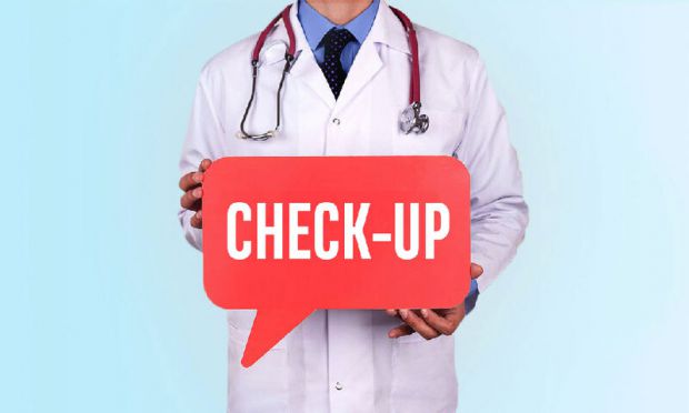 Як і коли українцям віком 40+ нараховуватимуть виплату на проходження чекапу? З 1 січня 2026 року українцям віком понад 40 років нараховуватимуть кошти для проходження профілактичного медичного огляду. Як це працюватиме та як от