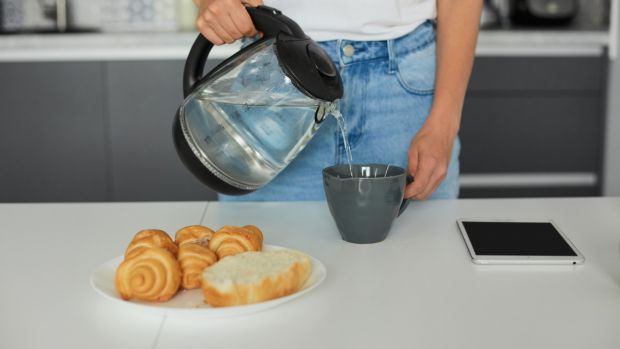        ,    .        '. ,  ' 