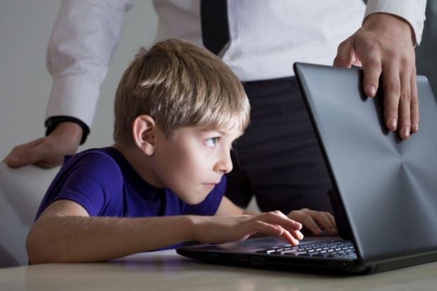 �������� Գ����䳿 ��������, �� ������� ������������ ������� ��������� �������� ������������ ������ � ����.